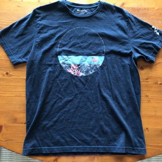 ビラボン(billabong)のほぼ新品‼︎ BILLABONG ビラボン　カッコいい胸ロゴ　サイズXL(Tシャツ/カットソー(半袖/袖なし))