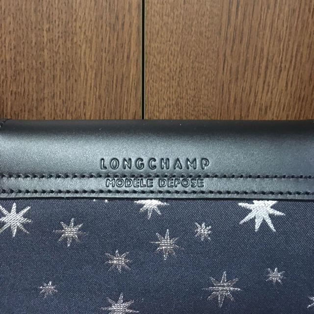 LONGCHAMP(ロンシャン)のロンシャン　プリアージュ  エトワール　Lサイズ　新品未使用　ネイビー レディースのバッグ(ショルダーバッグ)の商品写真