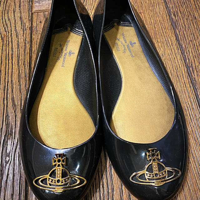 Vivienne Westwood(ヴィヴィアンウエストウッド)のVivienne Westwood Melissa フラットシューズ レディースの靴/シューズ(ハイヒール/パンプス)の商品写真