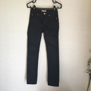 アクネ(ACNE)のAcne ブラックデニム スキニー(スキニーパンツ)