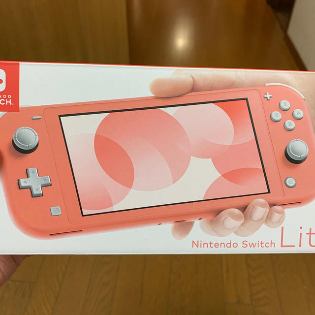 Nintendo Switch  Liteコーラルピンク