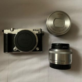 ニコン(Nikon)のNikon NIKON 1 J5 Wレンズキット SILVER(ミラーレス一眼)