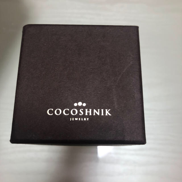 COCOSHNIK(ココシュニック)のCOCOSHNIC K10フープピアス レディースのアクセサリー(ピアス)の商品写真