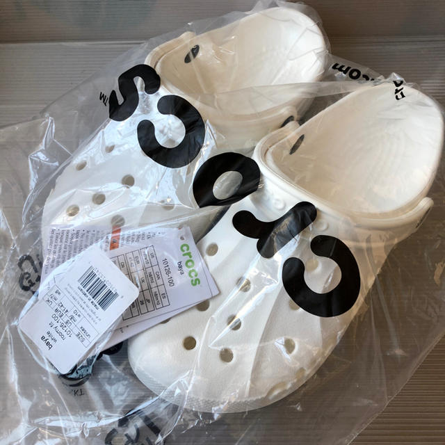 crocs(クロックス)の【新品】クロックス　バヤ白28cm  メンズの靴/シューズ(サンダル)の商品写真