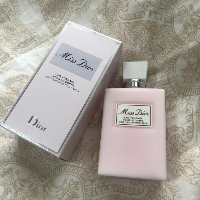 ミス　ディオール　ボディミルク200mL DIOR