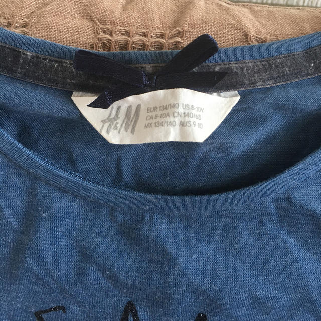 H&M(エイチアンドエム)のH&M キッズ　Tシャツ キッズ/ベビー/マタニティのキッズ服女の子用(90cm~)(Tシャツ/カットソー)の商品写真