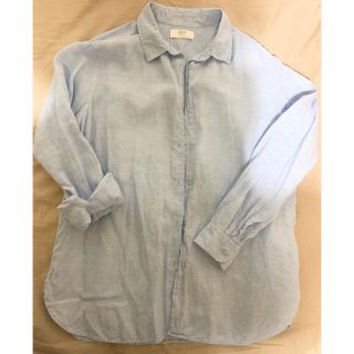 ユニクロ(UNIQLO)のUNIQLO プレミアムリネンシャツXL ブルー 139249 women(シャツ/ブラウス(長袖/七分))