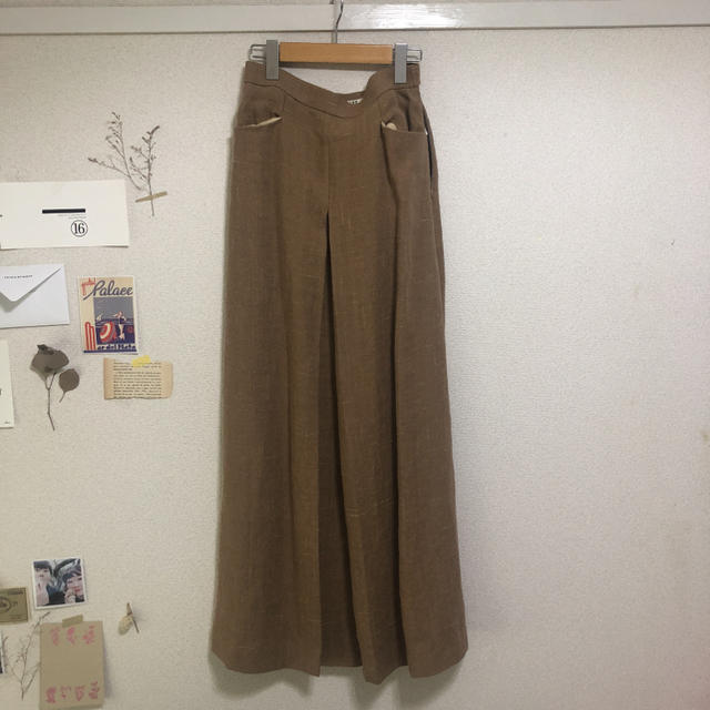 COMOLI(コモリ)のAURALEE リネンマキシスカート レディースのスカート(ロングスカート)の商品写真