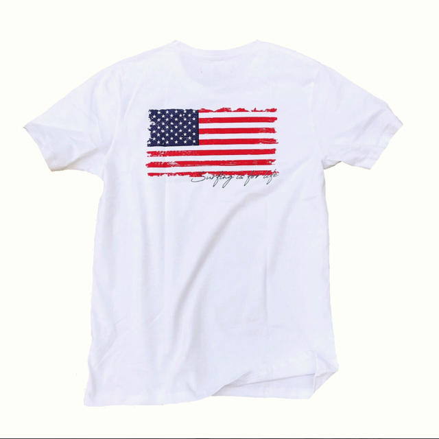 MSGM(エムエスジイエム)の西海岸スタイル☆LUSSO SURF 星条旗Tシャツ　Sサイズ　RVCA メンズのトップス(Tシャツ/カットソー(半袖/袖なし))の商品写真