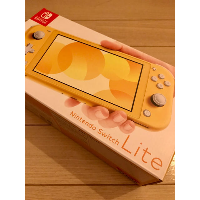 未使用新品　Nintendo Switch Lite イエローエンタメホビー