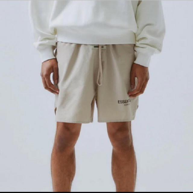 FEAR OF GOD(フィアオブゴッド)のFOG Essentials Nylon  ナイロン ハーフパンツ メンズのパンツ(ショートパンツ)の商品写真