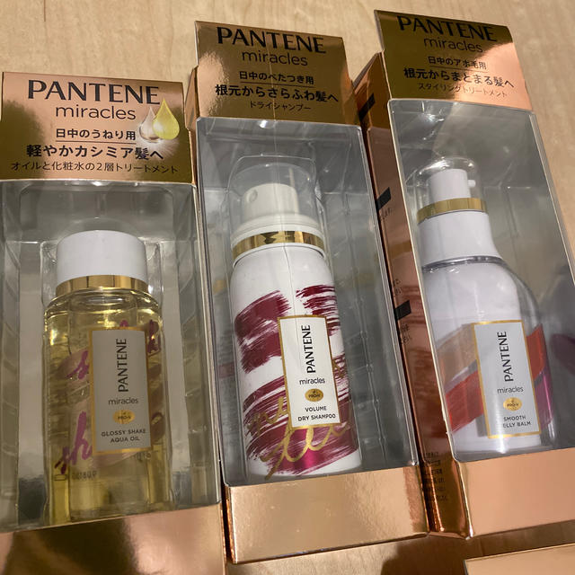 PANTENE(パンテーン)のパンテーン　ミラクルズ　トリートメントセット コスメ/美容のヘアケア/スタイリング(シャンプー)の商品写真