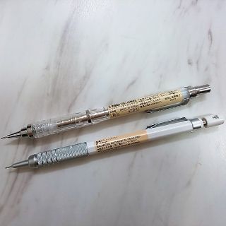 ムジルシリョウヒン(MUJI (無印良品))の新品未使用☆無印良品低重心シャーペン2本セット(ペン/マーカー)