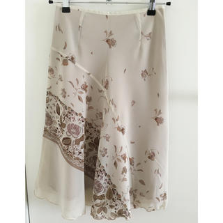 キャサリンロス(KATHARINE ROSS)の新品　美品　キャサリンロス　スカート(ひざ丈スカート)