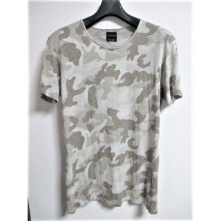 ザラ(ZARA)の☆ZARA ザラ カモフラージュ柄 Tシャツ 半袖/メンズ/M☆新作完売モデル(Tシャツ/カットソー(半袖/袖なし))