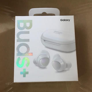 GALAXY Buds+ ホワイト　Bluetooth イヤホン 新品未開封(ヘッドフォン/イヤフォン)