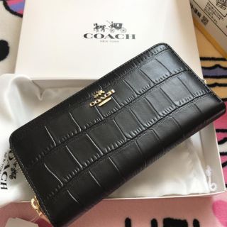 コーチ(COACH) クロコダイル 財布(レディース)(ブラック/黒色系)の コーチ(COACH) クロコダイル 財布(レディース)(ブラック/黒色系)の