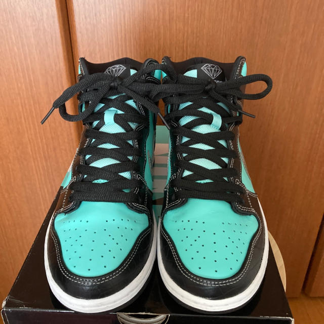 NIKE(ナイキ)のNIKE dunk high prm sb tiffany メンズの靴/シューズ(スニーカー)の商品写真