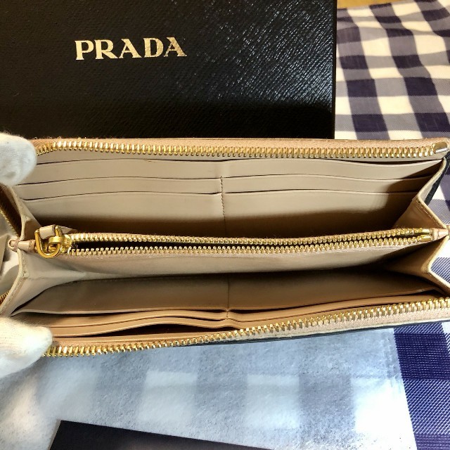 PRADA(プラダ)のPRADA　プラダ　 L字ファスナー長財布　 レディースのファッション小物(財布)の商品写真