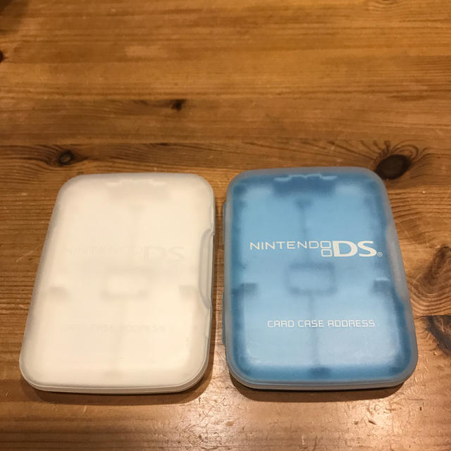 ニンテンドーDS(ニンテンドーDS)のニンテンドーDS ソフト ケース 2個セット エンタメ/ホビーのゲームソフト/ゲーム機本体(その他)の商品写真