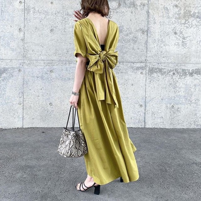 Fifth バックシャンタフタワンピース Fifthの通販 By りんママ S Shop フィフスならラクマ Fifth バックシャンタフタワンピース Fifthの通販 By りんママ S Shop フィフスならラクマ