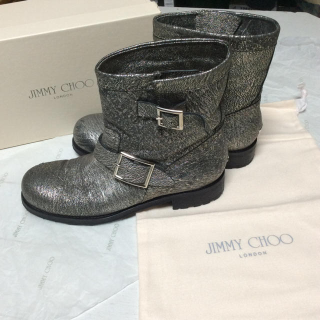 JIMMY CHOO(ジミーチュウ)のジミーチュウ youth バイカーブーツ レディースの靴/シューズ(ブーツ)の商品写真