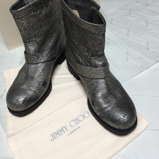 JIMMY CHOO(ジミーチュウ)のジミーチュウ youth バイカーブーツ レディースの靴/シューズ(ブーツ)の商品写真