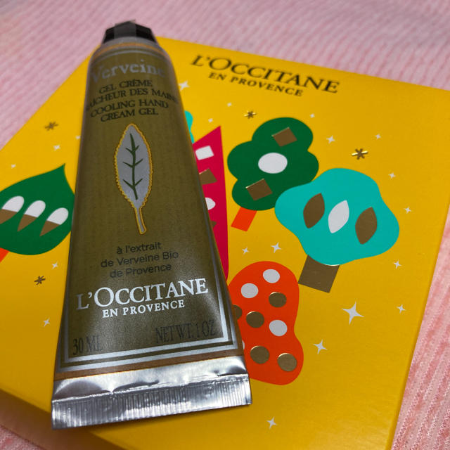 L'OCCITANE(ロクシタン)の新品⭐︎ロクシタン　ハンドクリーム 3本セット⭐︎ コスメ/美容のボディケア(ハンドクリーム)の商品写真