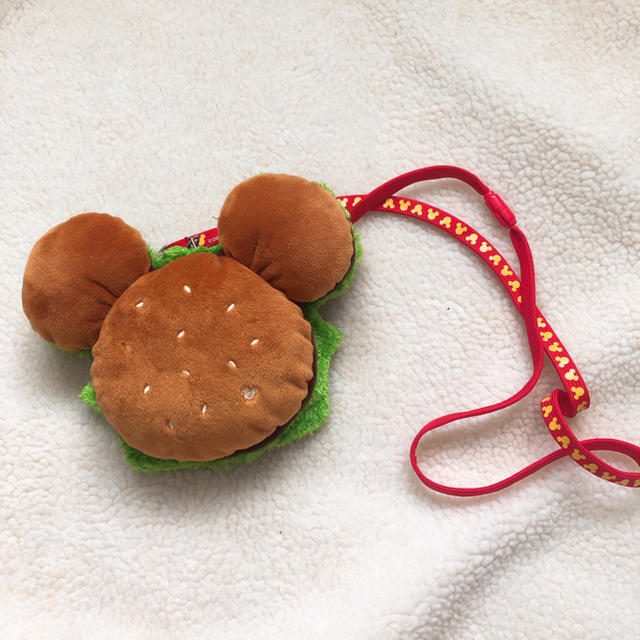 Disney(ディズニー)のミッキーバーガー　コインケース エンタメ/ホビーのおもちゃ/ぬいぐるみ(キャラクターグッズ)の商品写真