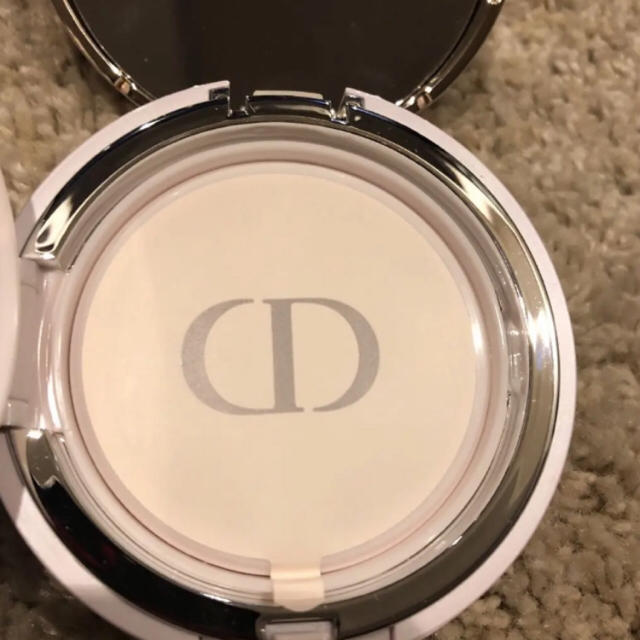 ♡【新品】Dior カプチュール  ドリームスキン クッション ファンデ020♡