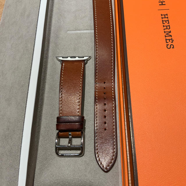 Hermes(エルメス)の(正規品)Apple Watch ドゥブルトゥール エルメス フォーヴ 40mm メンズの時計(レザーベルト)の商品写真