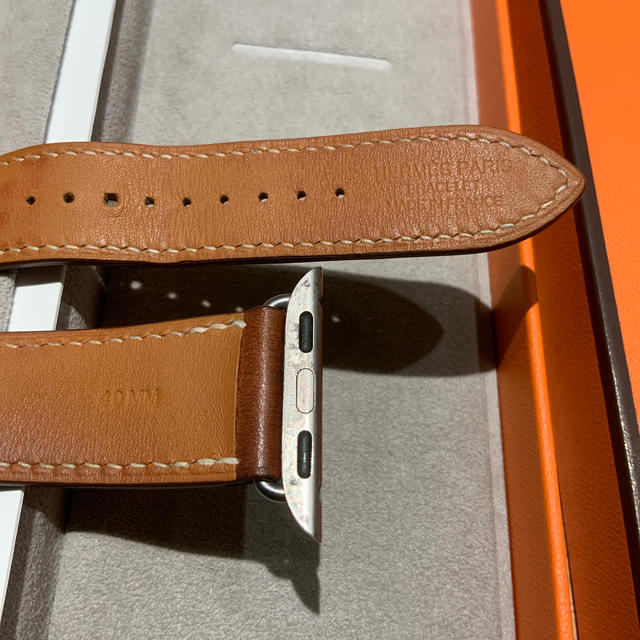 Hermes(エルメス)の(正規品)Apple Watch ドゥブルトゥール エルメス フォーヴ 40mm メンズの時計(レザーベルト)の商品写真