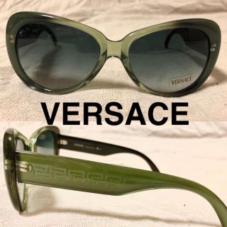 ヴェルサーチ(VERSACE)のVERSACE  サングラス グリーン　クリアフレーム　イタリア製　柄入り(サングラス/メガネ)