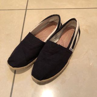 トムズ(TOMS)のToms トムズ シューズ ウィメンズ　ロープソールブラックストライプ(スリッポン/モカシン)