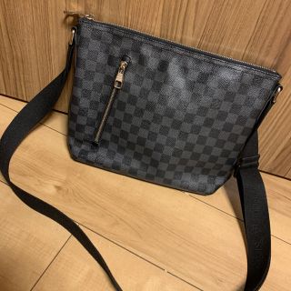 ルイヴィトン(LOUIS VUITTON)の値下げ不可　ルイヴィトン　ダミエグラフィット　メンズ　ショルダーバッグ(ショルダーバッグ)