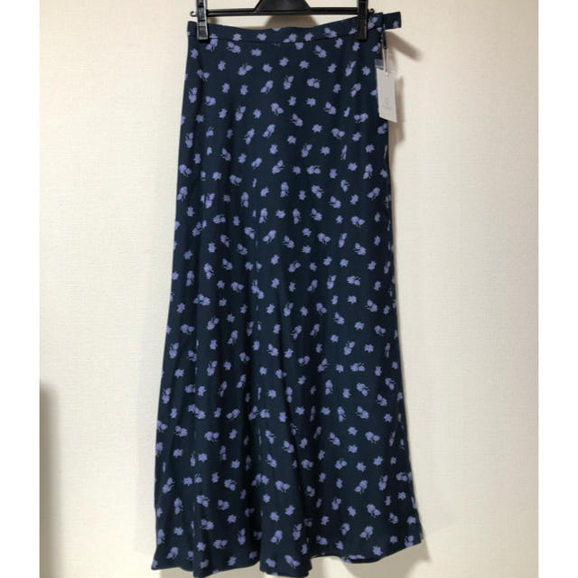 BEAUTY&YOUTH UNITED ARROWS(ビューティアンドユースユナイテッドアローズ)のUNITED ARROWS フラワープリントマキシスカート3 レディースのスカート(ロングスカート)の商品写真