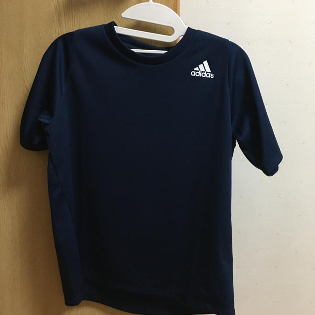 adidas(アディダス)のadidas アディダス  Tシャツ 150 新品 キッズ/ベビー/マタニティのキッズ服男の子用(90cm~)(Tシャツ/カットソー)の商品写真