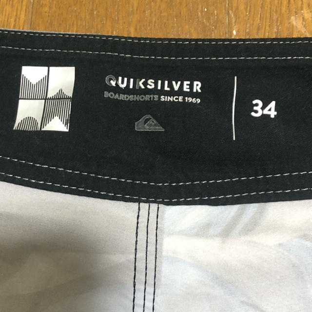 QUIKSILVER(クイックシルバー)のクイックシルバー　水着　メンズ　ボードショーツ スポーツ/アウトドアのスポーツ/アウトドア その他(サーフィン)の商品写真