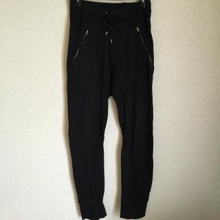 アクネ(ACNE)のAcne スウェットパンツ(サルエルパンツ)