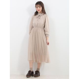 マジェスティックレゴン(MAJESTIC LEGON)の【新品】ドット×チュールワンピース ベージュ(ひざ丈ワンピース)