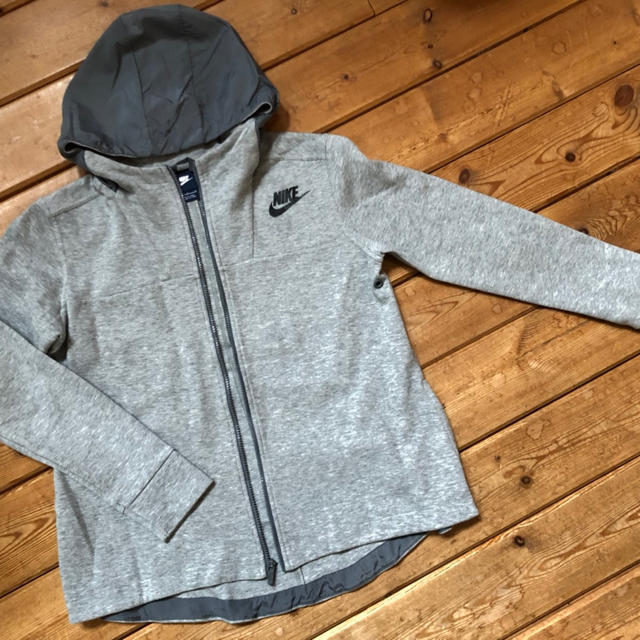 NIKE(ナイキ)のスエットパーカー レディースのトップス(パーカー)の商品写真