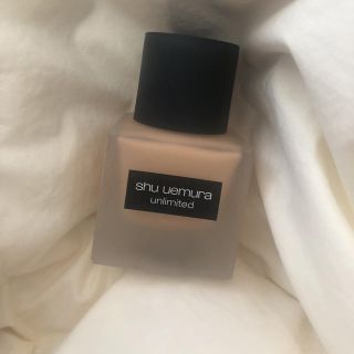 シュウウエムラ(shu uemura)のシュウウエムラ  アンリミテッド　ラスティング　フルイド 564(ファンデーション)