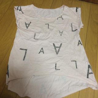 アバンリリー(Avan Lily)のAvan Lily 柄  薄ピンク(Tシャツ(半袖/袖なし))