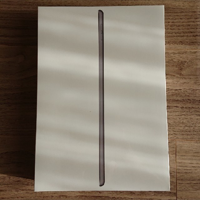 新品未使用Apple iPad 第七世代 Wi-Fiモデル 32GB