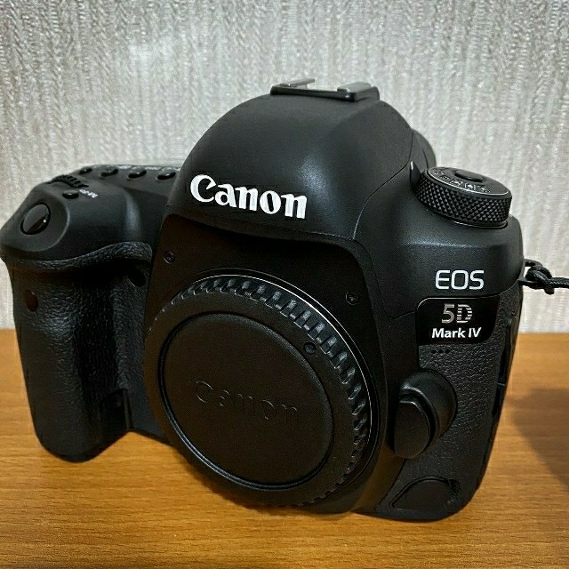 今月まで出品予定 Canon EOS5Dmark4ボディ、美元箱あり