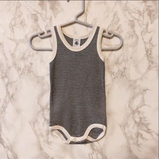 プチバトー(PETIT BATEAU)のBATEAU プチバトー ロンパース  67㎝ ノースリーブ ボーダー 可愛い(ロンパース)