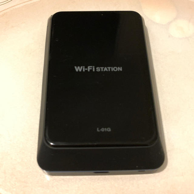 NTTdocomo(エヌティティドコモ)のdocomo Wi-Fi L-01G  WI-FI STATION 中古品 スマホ/家電/カメラのPC/タブレット(PC周辺機器)の商品写真