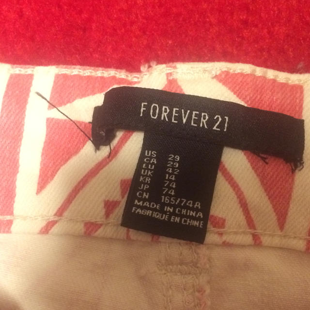 FOREVER 21(フォーエバートゥエンティーワン)のForever21 ショートパンツ レディースのパンツ(ショートパンツ)の商品写真