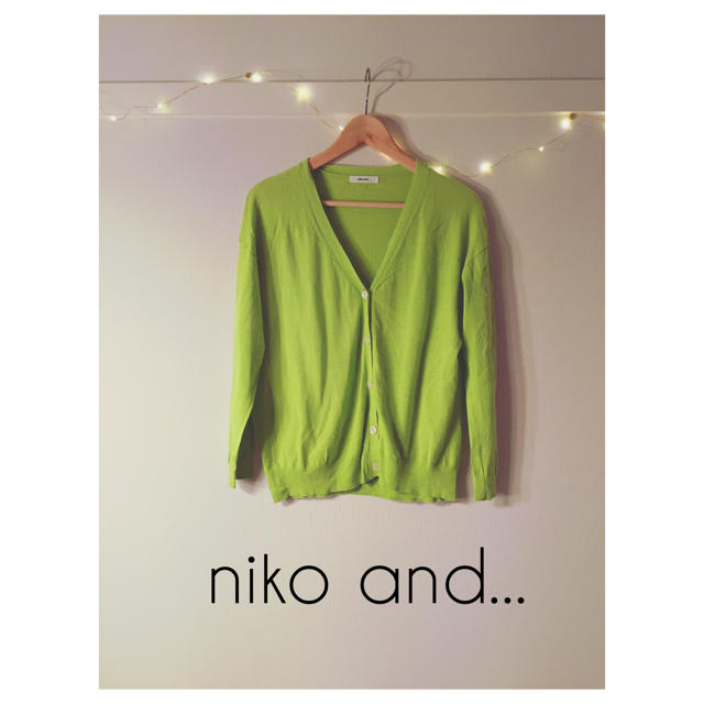 niko and...(ニコアンド)のniko and Ｖネックカーディガン レディースのトップス(カーディガン)の商品写真