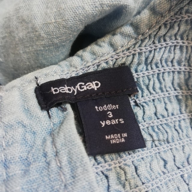 babyGAP(ベビーギャップ)の値下げbabyGap　ジャンパースカート　100 95 キッズ/ベビー/マタニティのキッズ服女の子用(90cm~)(ワンピース)の商品写真